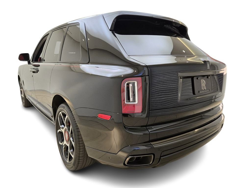 Certified 2022 Rolls-Royce Cullinan Black Badge w/ Dark Exterior Package image 10