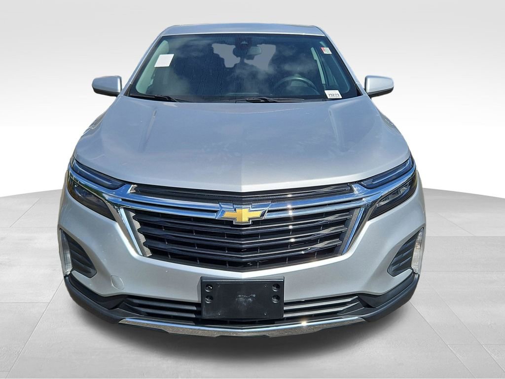 Used 2022 Chevrolet Equinox LT AWD/4WD image 2