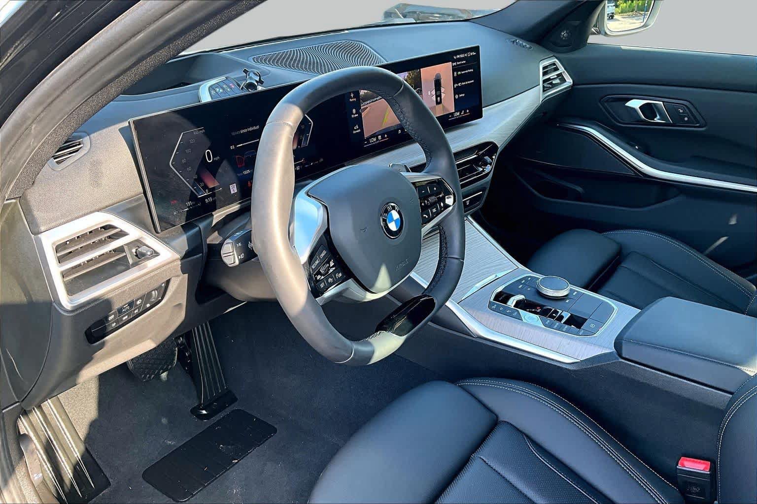 Used 2025 BMW 330i Sedan RWD image 17