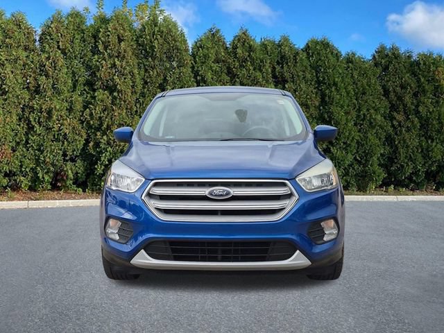 Used 2019 Ford Escape SE FWD image 2