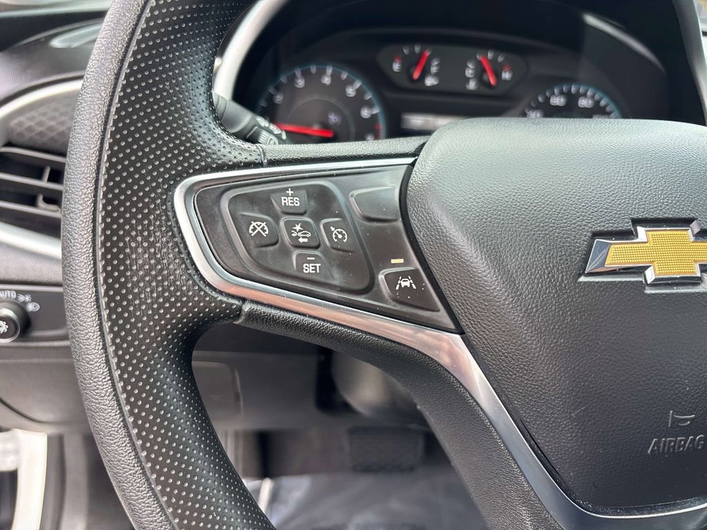 Used 2024 Chevrolet Malibu LT image 19