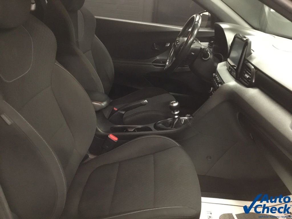 Used 2019 Hyundai Veloster N N w/ Performance Package image 24