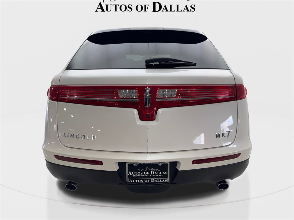 Used 2019 Lincoln MKT AWD image 7