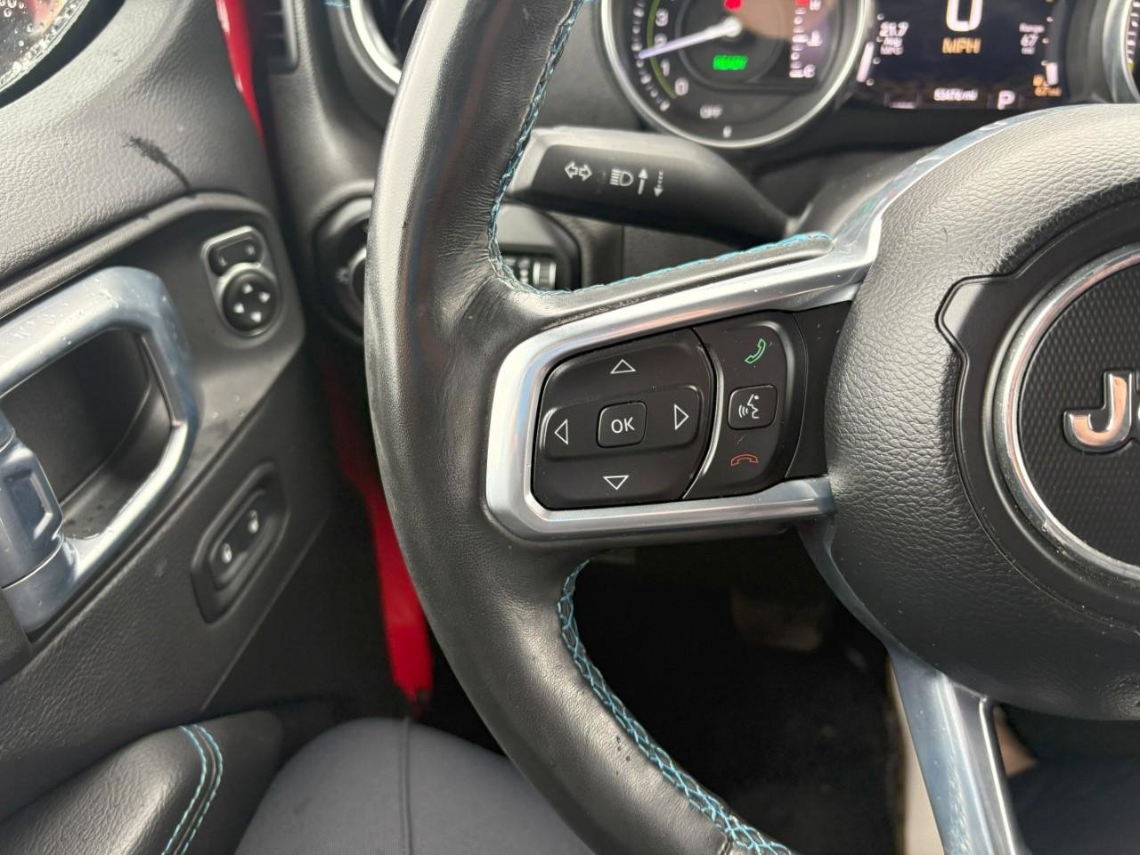 Used 2022 Jeep Wrangler Unlimited Rubicon 4xe w/ Steel Bumper Group image 15