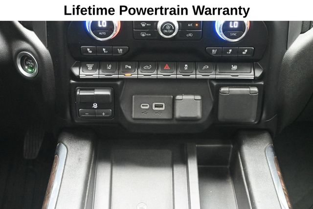 Used 2021 GMC Sierra 3500 Denali w/ Denali Ultimate Package AWD/4WD image 24
