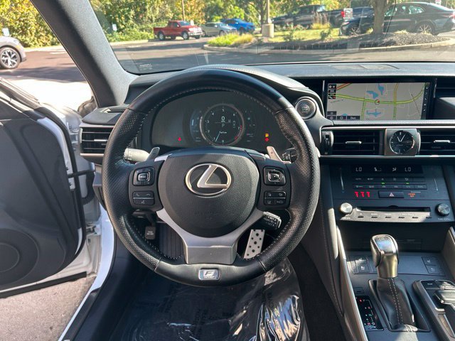 Used 2019 Lexus IS 300 F Sport w/ F Sport Package AWD/4WD image 17