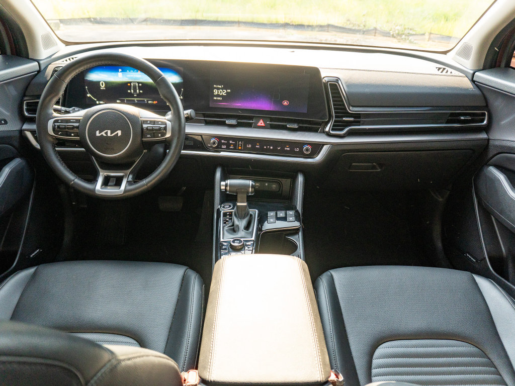 Used 2024 Kia Sportage SX FWD image 21