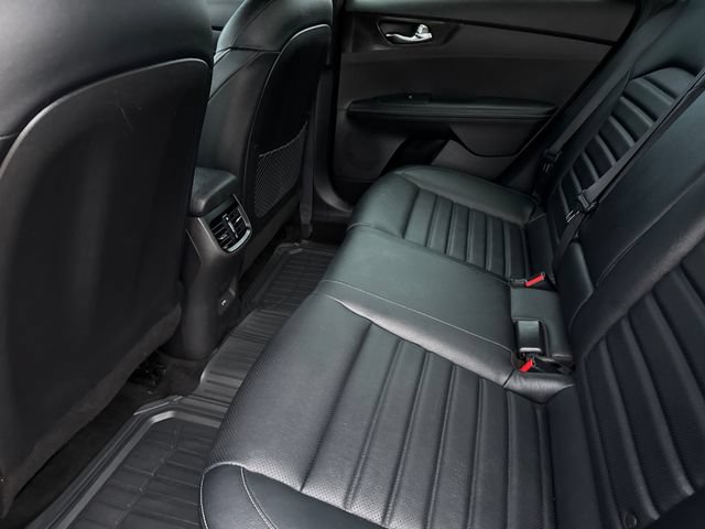 Used 2024 Kia Forte GT-Line w/ GT-Line Premium Package FWD image 17