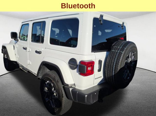 Used 2026 Jeep Wrangler Unlimited Sahara AWD/4WD image 10