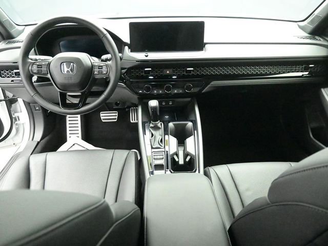 Used 2025 Honda Accord Sport image 22