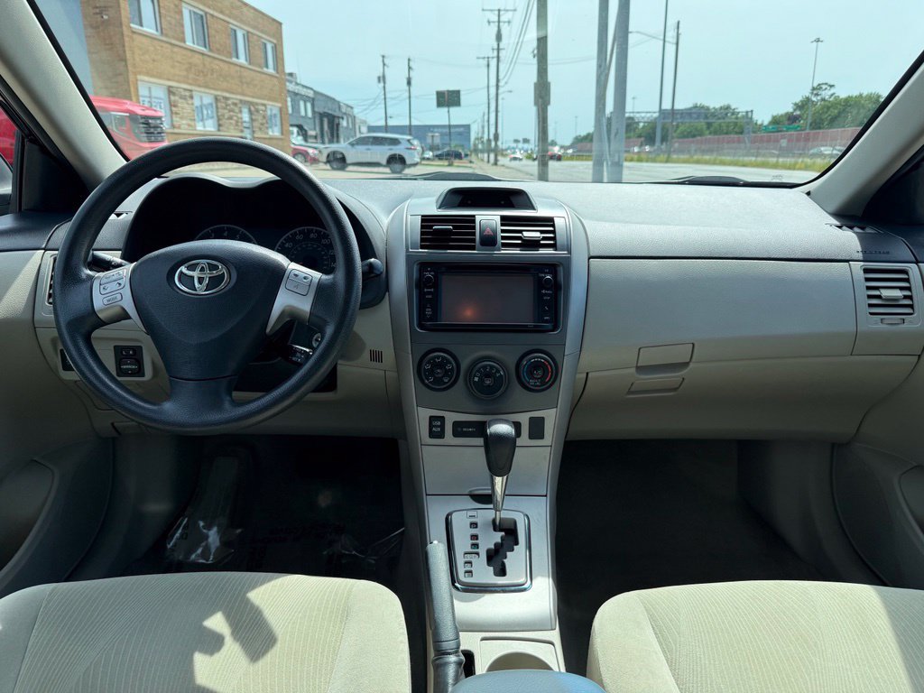 Used 2012 Toyota Corolla LE FWD image 22