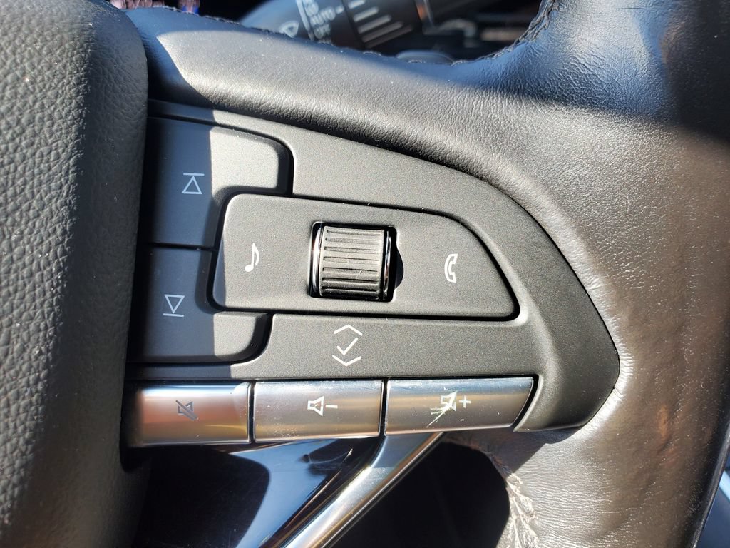 Used 2021 Cadillac Escalade ESV Sport w/ Driver Assist Tech Package AWD/4WD image 23