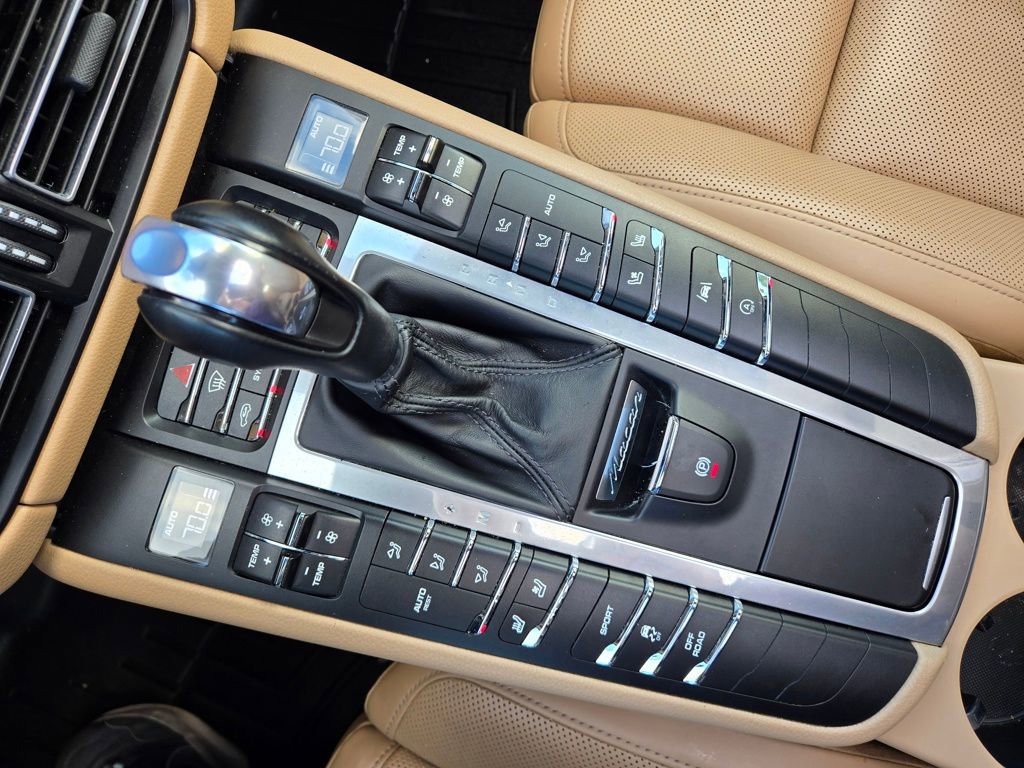 Used 2020 Porsche Macan S image 37