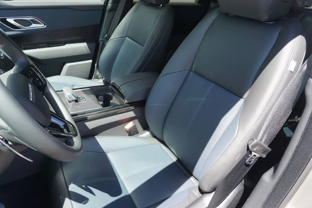 New 2026 Land Rover Range Rover Velar Dynamic SE image 20