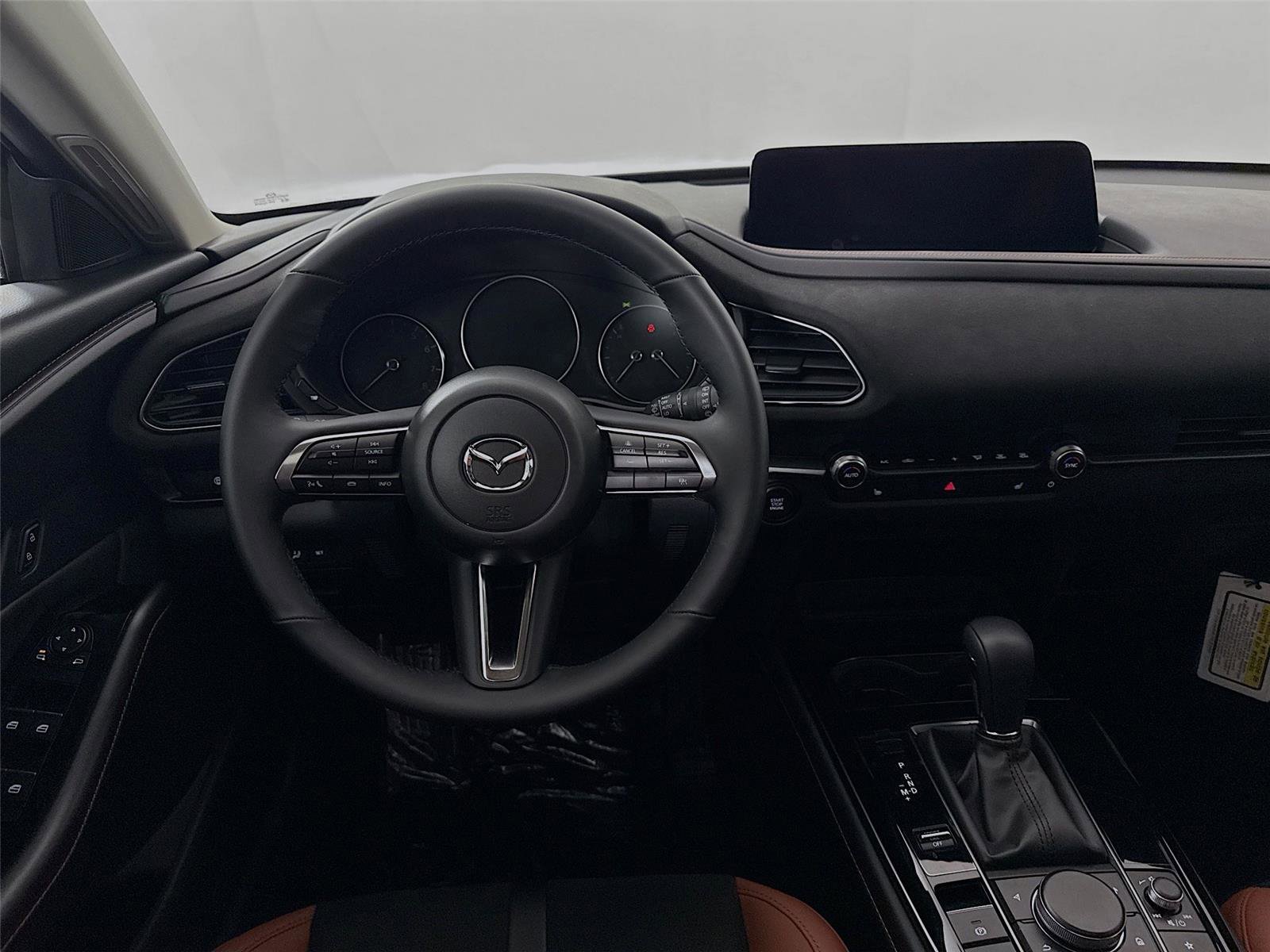 New 2025 MAZDA CX-30 Carbon image 34