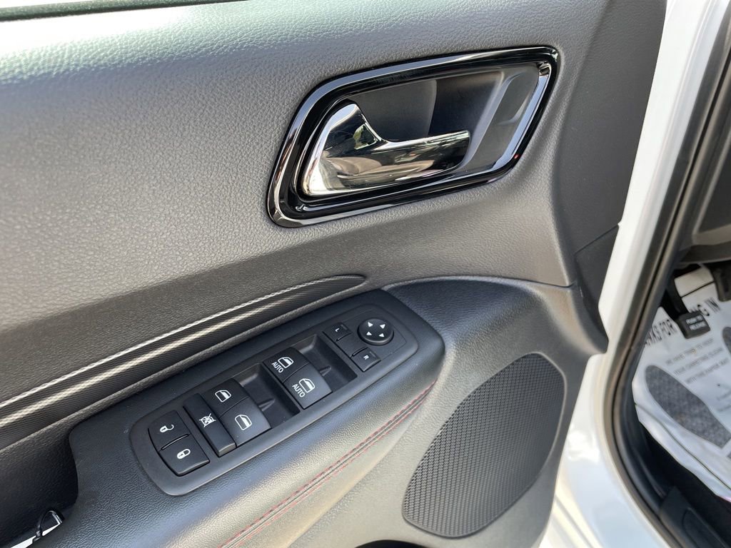 Used 2025 Dodge Durango GT image 13