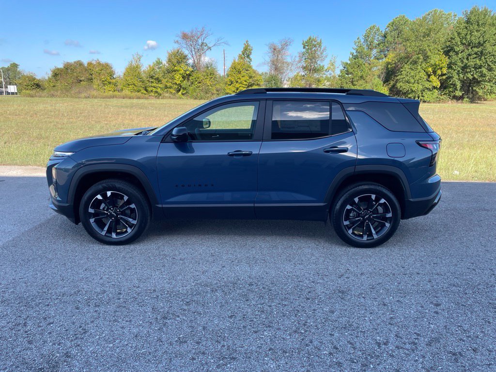 New 2027 Chevrolet Equinox RS w/ Safety and Technology Package AWD/4WD image 2