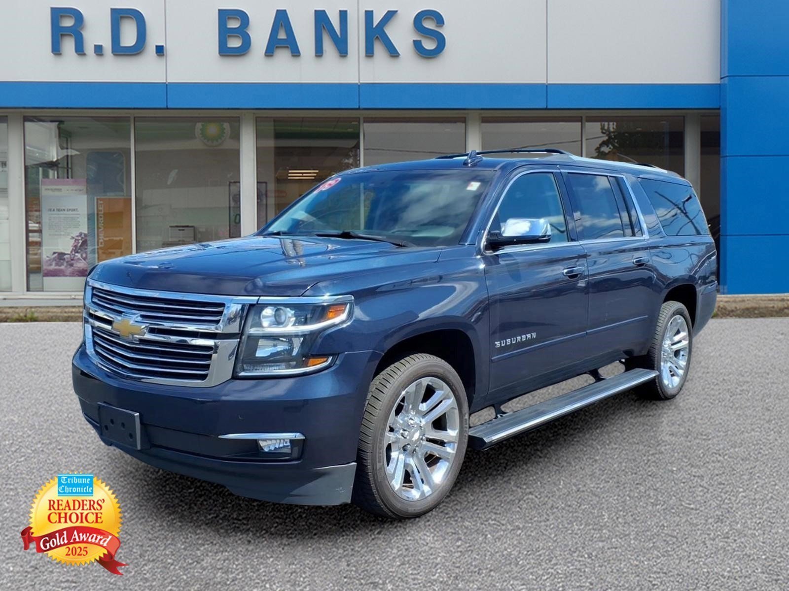 Used 2019 Chevrolet Suburban Premier w/ Premier Plus Edition image 1