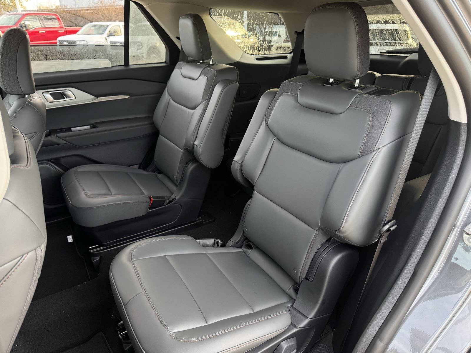 New 2026 Ford Explorer Active w/ Active Comfort Package RWD image 21