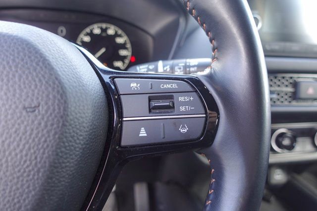 Used 2025 Honda HR-V Sport image 14