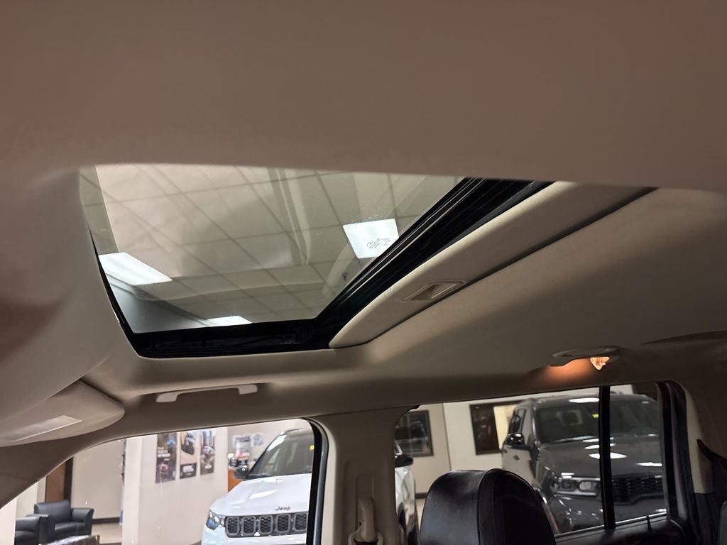 Used 2017 Ford Flex Limited w/ Equipment Group 303A image 24