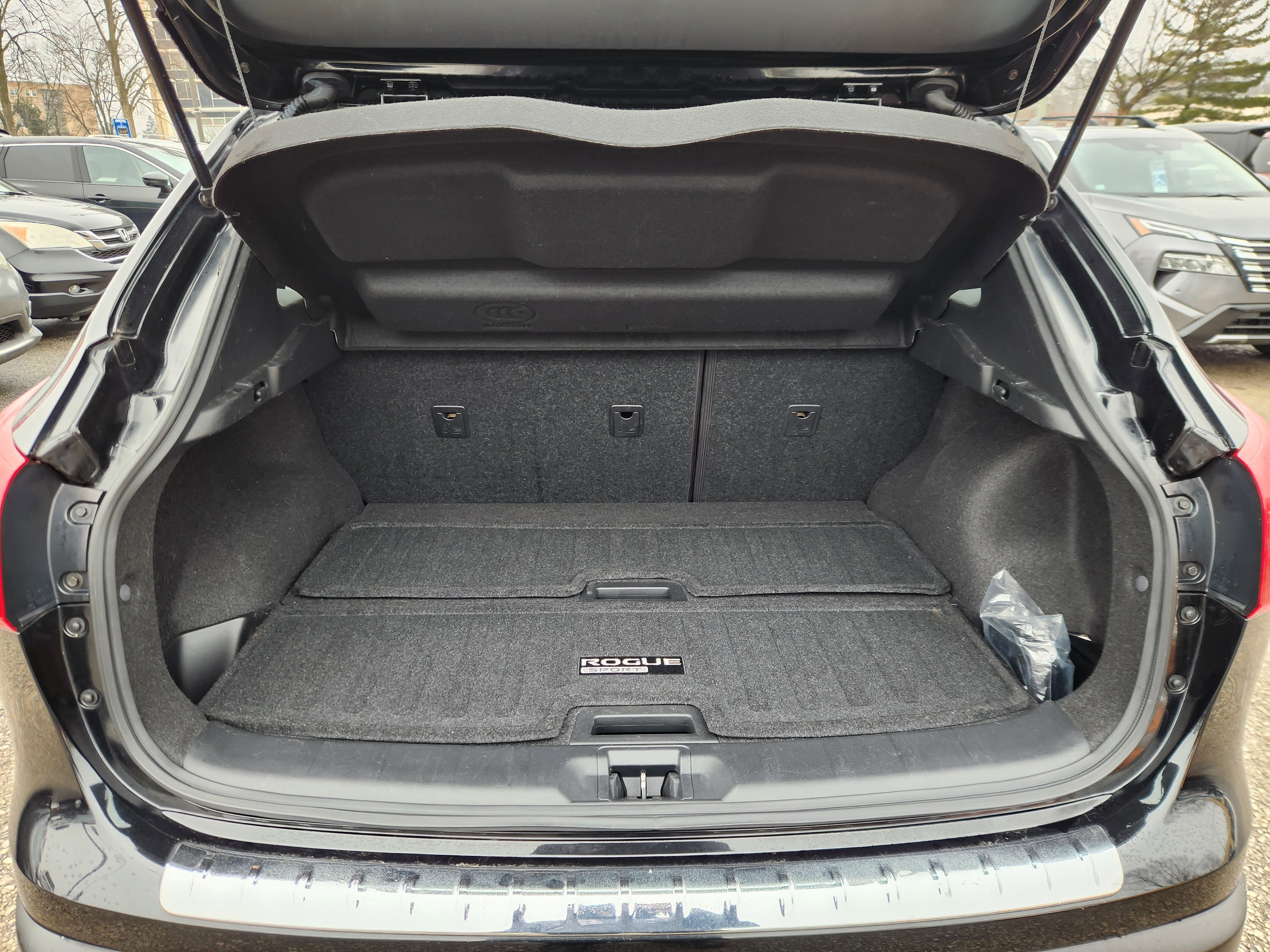 Used 2019 Nissan Rogue Sport SL image 19