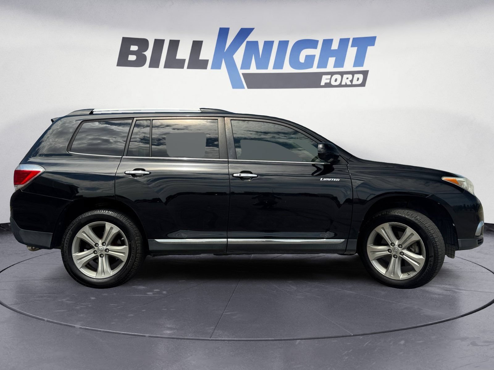 Used 2012 Toyota Highlander Limited w/ Tow Pkg AWD/4WD image 6