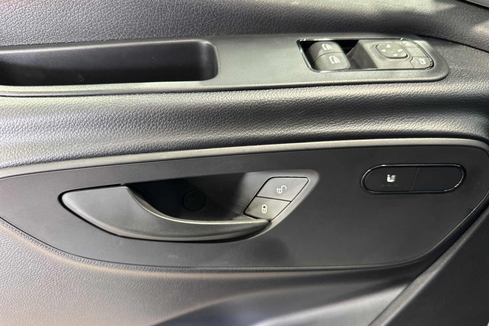 New 2025 Mercedes-Benz Sprinter 3500 image 11