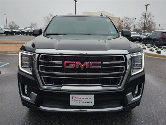 Used 2024 GMC Yukon SLT w/ SLT Luxury Package image 9