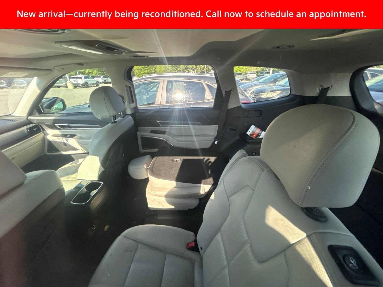 Certified 2024 Kia Telluride EX w/ EX Captain's Chair Package AWD/4WD image 7