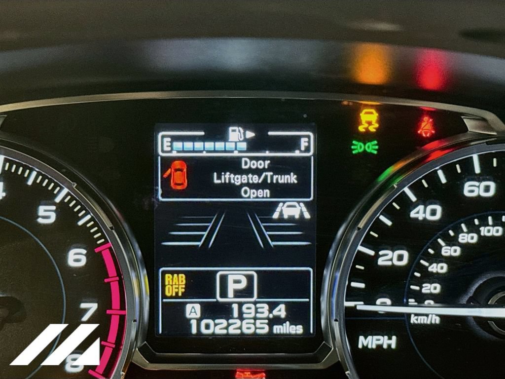 Used 2018 Subaru Forester 2.5i Touring AWD/4WD image 14