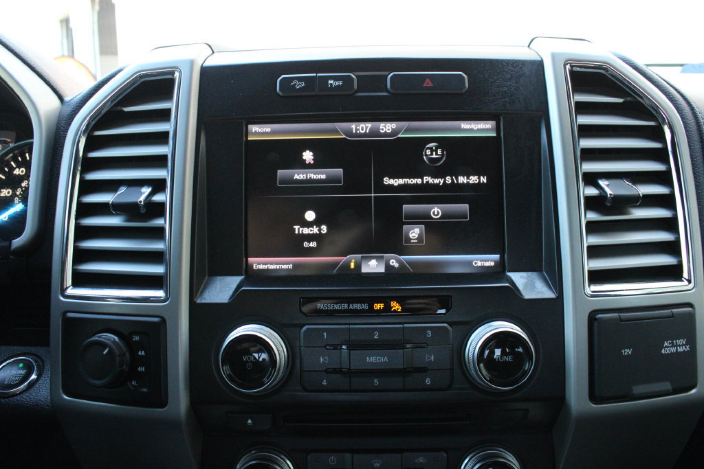 Used 2015 Ford F150 Lariat w/ Equipment Group 502A Luxury AWD/4WD image 15