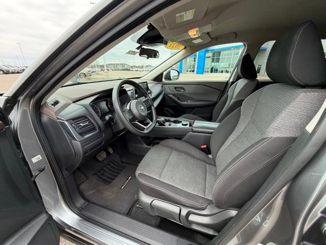 Used 2021 Nissan Rogue S image 17