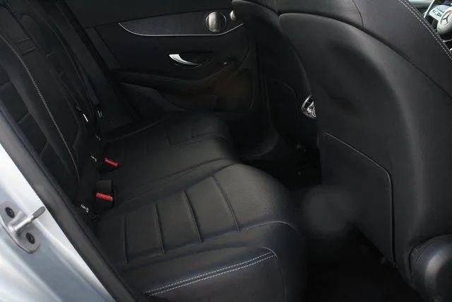 Used 2021 Mercedes-Benz GLC 300 4MATIC image 46