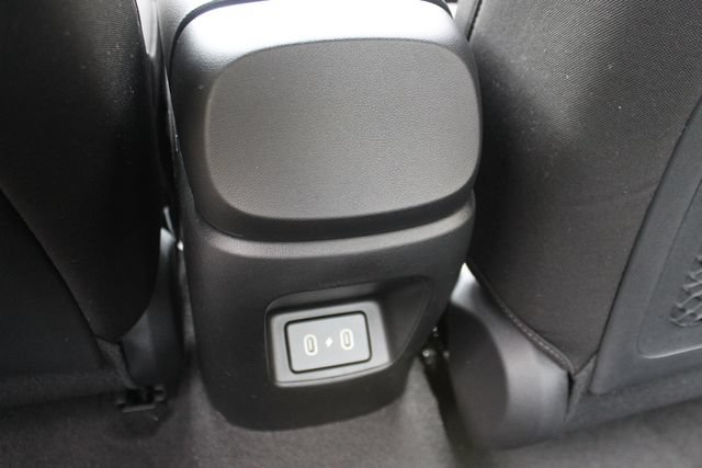 Used 2026 Hyundai Elantra Sport FWD image 27