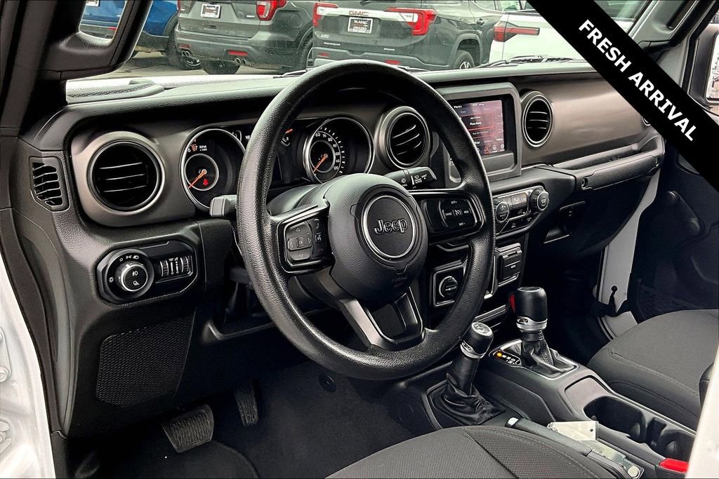 Used 2022 Jeep Gladiator Sport w/ Trailer Tow Package image 17