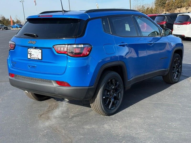 New 2026 Jeep Compass Latitude image 3