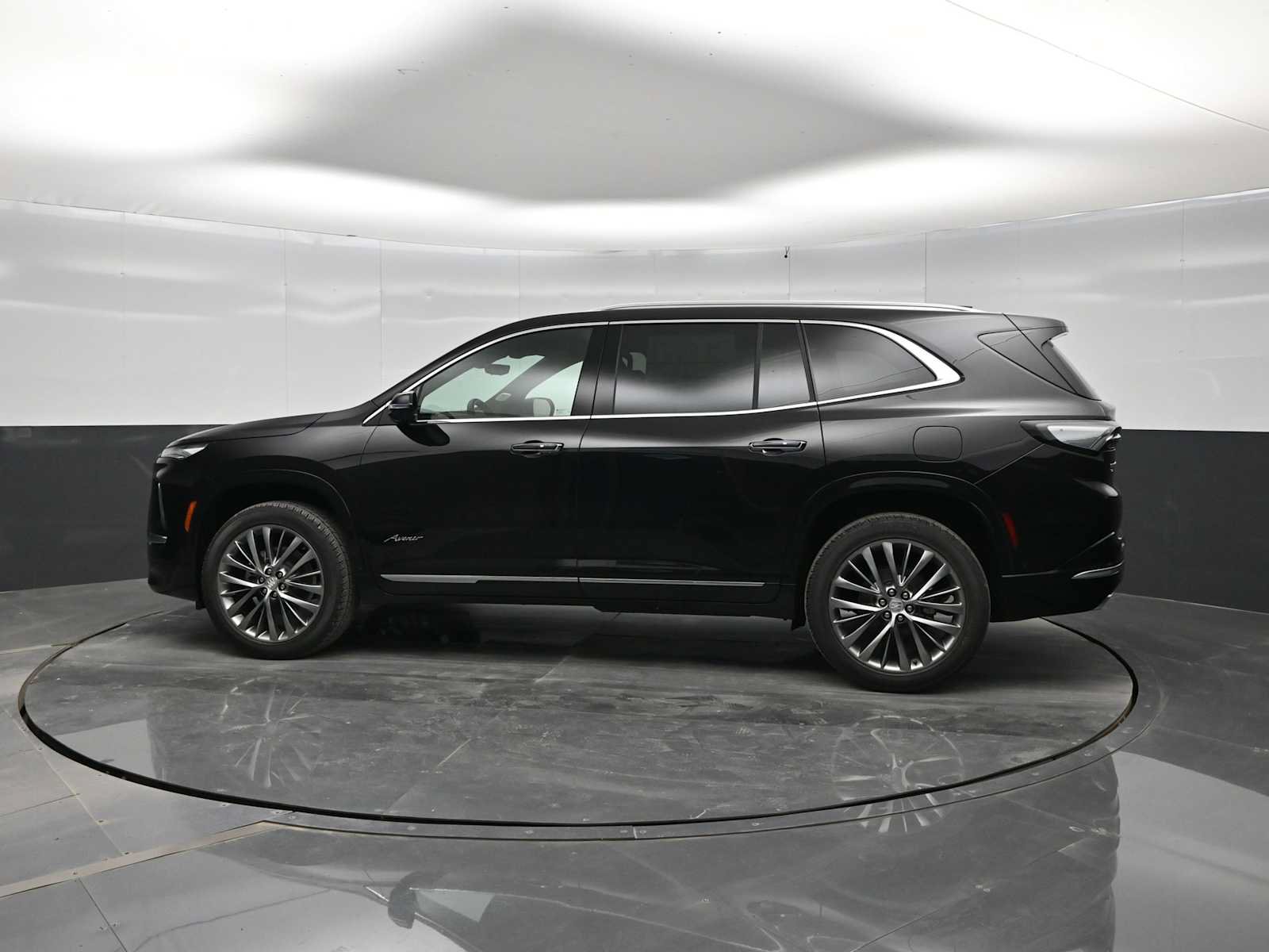 New 2026 Buick Enclave Avenir w/ Super Cruise Package AWD/4WD image 5