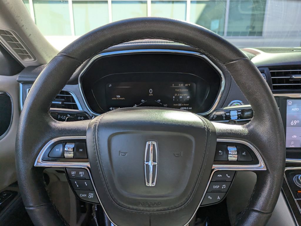 Certified 2020 Lincoln Continental Standard image 27