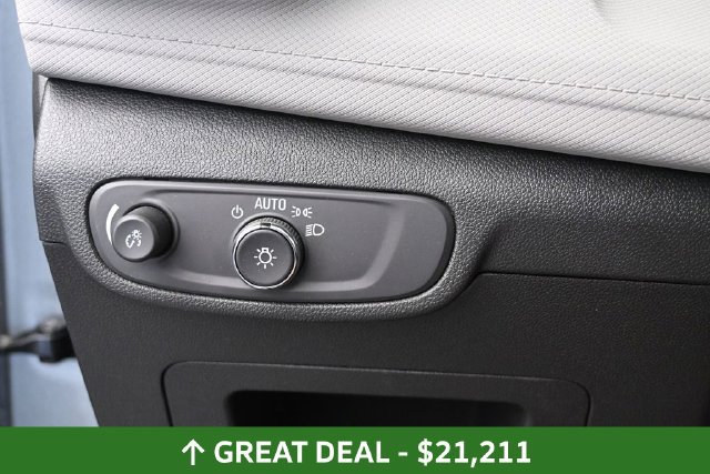 Used 2025 Chevrolet TrailBlazer LT AWD/4WD image 33