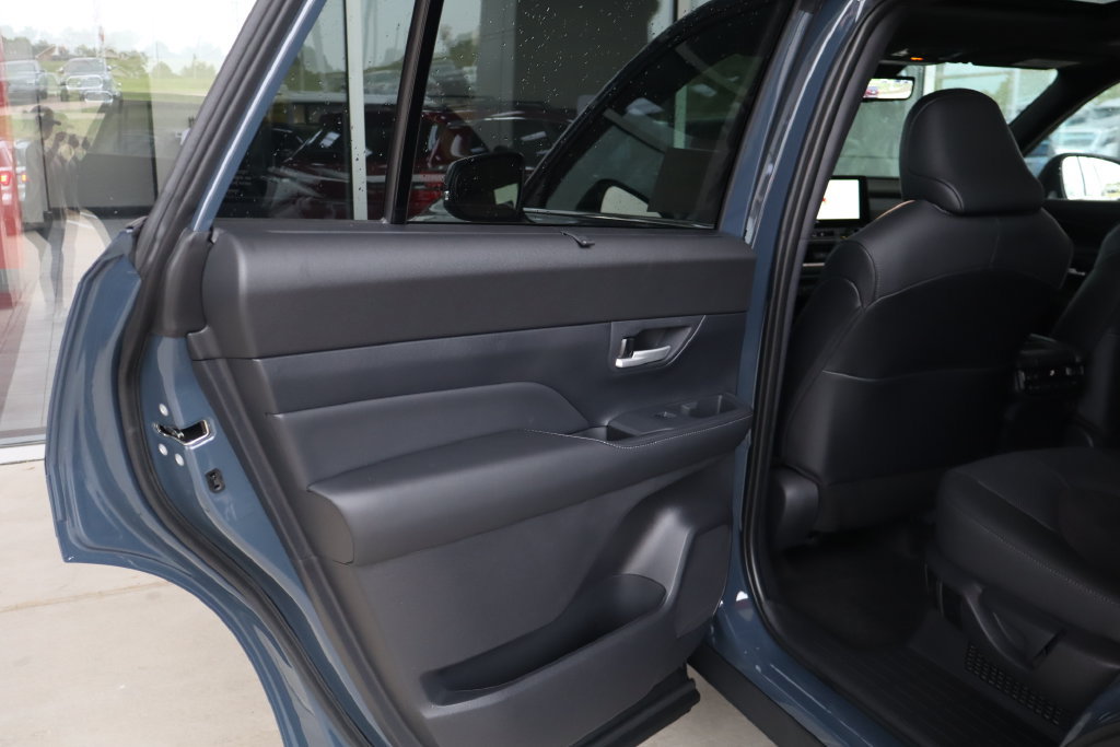 New 2026 Toyota Grand Highlander AWD Hybrid image 31