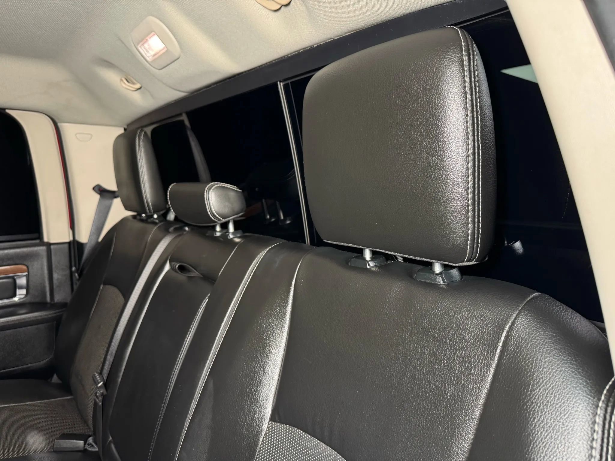 Used 2014 RAM 1500 Laramie image 20