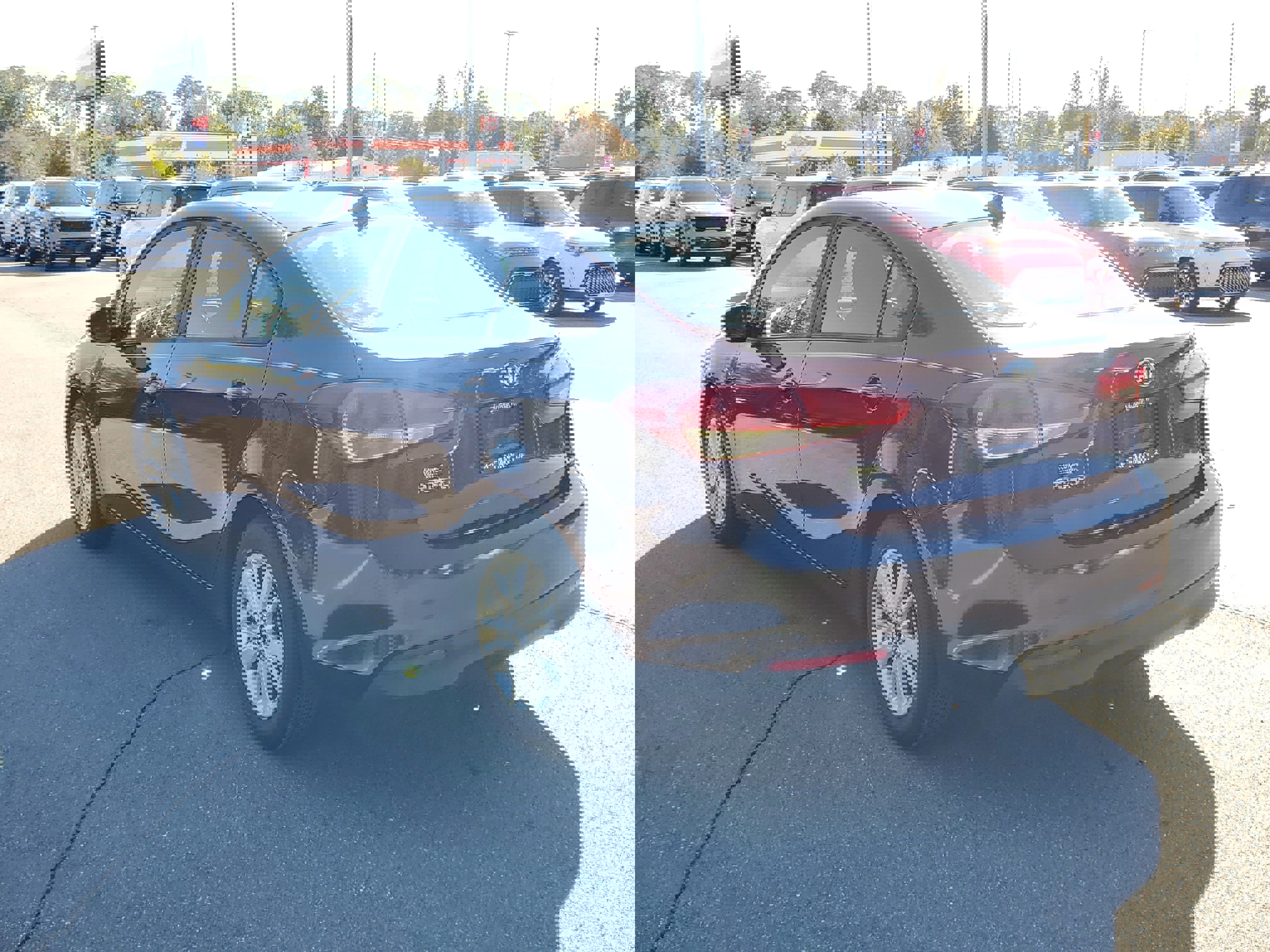 Used 2017 Kia Forte LX image 4