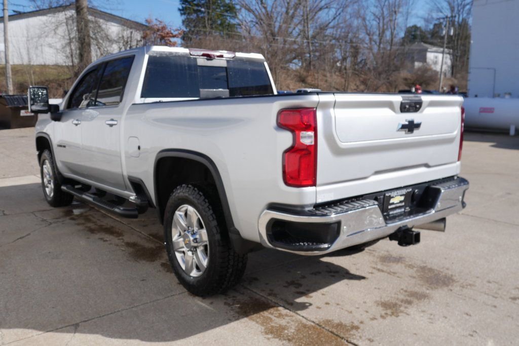 Used 2022 Chevrolet Silverado 3500 LTZ w/ LTZ Premium Package image 5