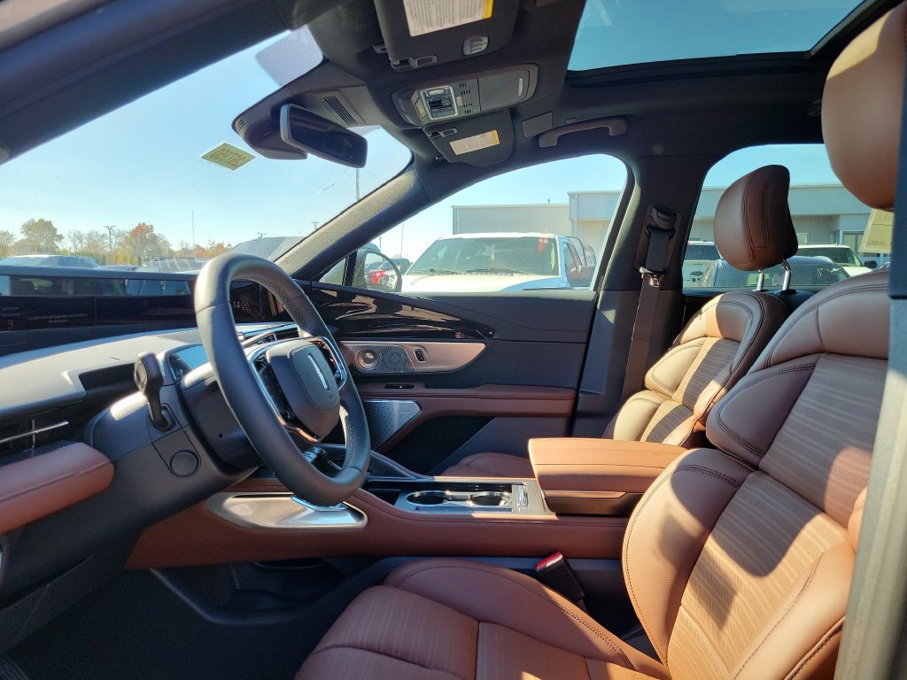 New 2026 Lincoln Nautilus Reserve AWD/4WD image 19