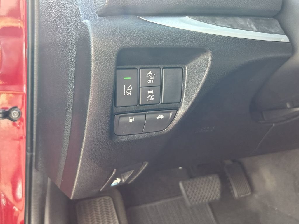 Used 2018 Acura TLX w/ Technology Package FWD image 17