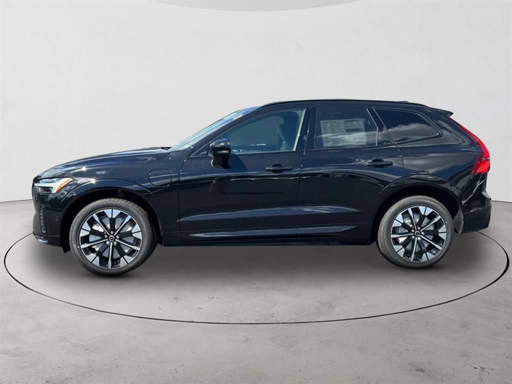 Certified 2026 Volvo XC60 T8 Plus w/ Protection Package Premier AWD/4WD image 2