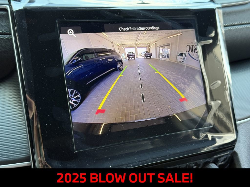New 2025 Jeep Grand Cherokee L Altitude image 15