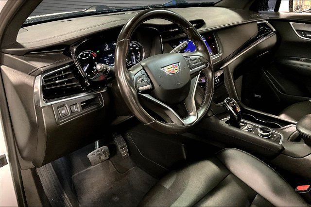 Certified 2023 Cadillac XT6 Luxury AWD/4WD image 17