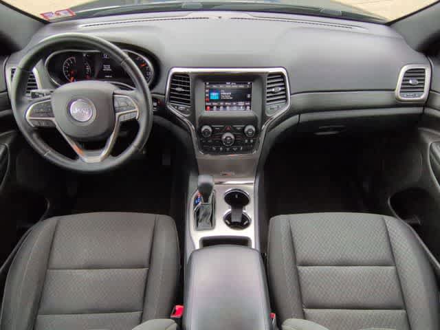 Used 2019 Jeep Grand Cherokee Laredo AWD/4WD image 15